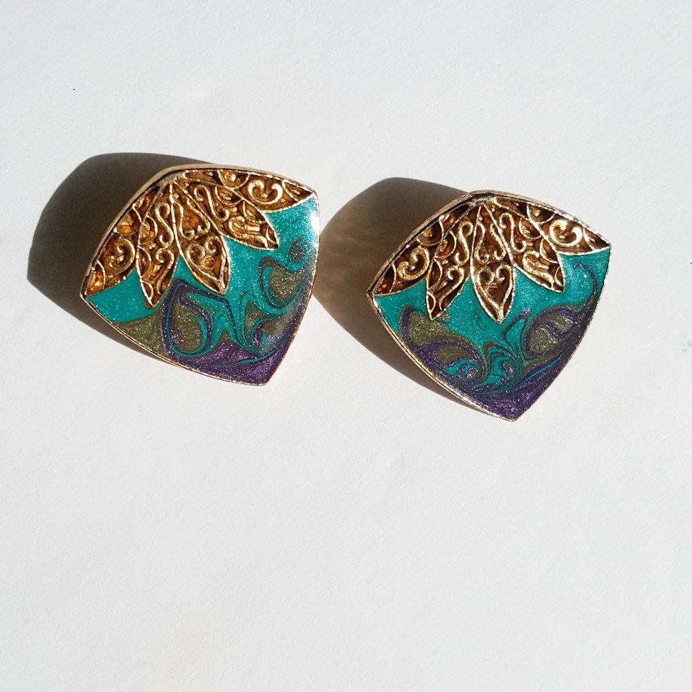 Vintage Earrings Unique Glossy Marble Colorful Design Sparkly Sheen Made In USA